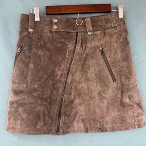 NWT BLANKNYC Brown Suede Leather Mini Skirt Zipper Detail Size 28 Winter Taupe